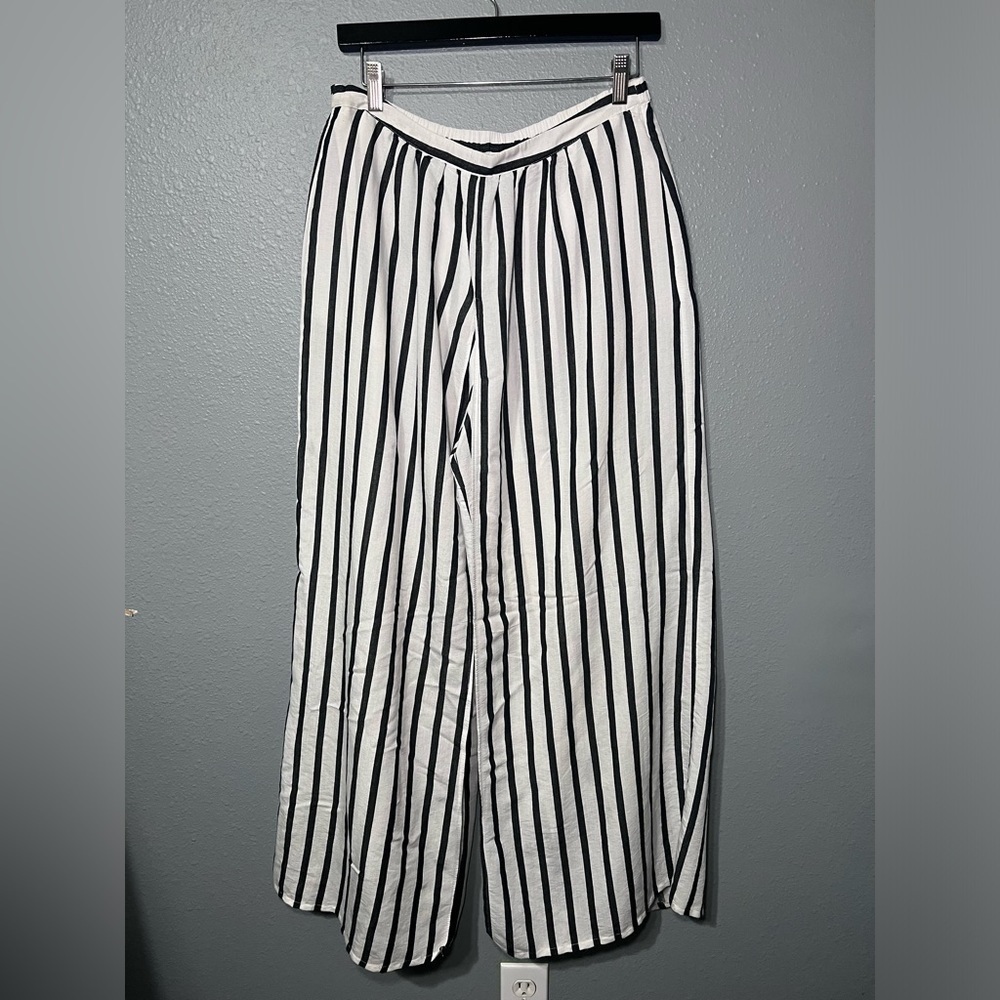 Abercrombie & Fitch Women Wide Open Leg Rayon Blend Pants Striped Med Casual EUC